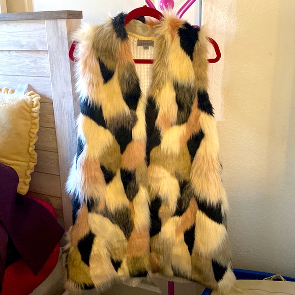 Beautiful fur half jacket - Picture 2 of 3